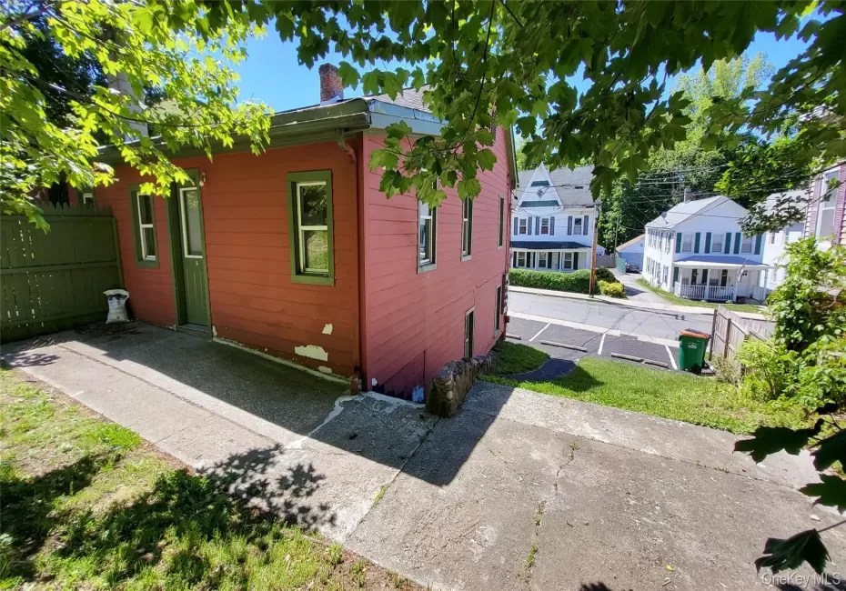 92 Main Street, Beacon, NY, 2 Bedrooms Bedrooms, 4 Rooms Rooms,1 BathroomBathrooms,Residential Lease,For Rent,Main,0,998975 92 Main Street, Beacon, NY, 2 Bedrooms Bedrooms, 4 Rooms Rooms,1 BathroomBathrooms,Residential Lease,For Rent,Main,0,998975
