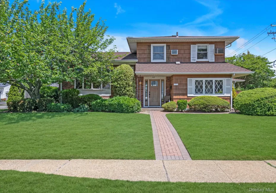 430 Violet Street, Oyster Bay, NY, 6 Bedrooms Bedrooms, 11 Rooms Rooms,1 BathroomBathrooms,Residential,For Rent,Violet,0,1033924 430 Violet Street, Oyster Bay, NY, 6 Bedrooms Bedrooms, 11 Rooms Rooms,1 BathroomBathrooms,Residential,For Rent,Violet,0,1033924