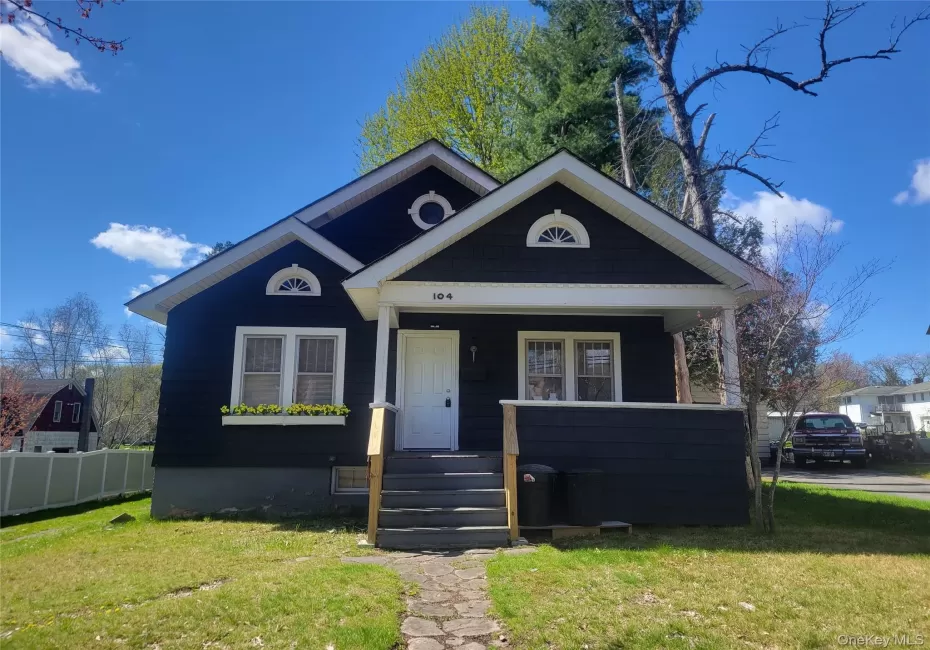 104 Buckley Street, Liberty, NY, 2 Bedrooms Bedrooms, 6 Rooms Rooms,1 BathroomBathrooms,Residential,For Rent,Buckley,0,1029911 104 Buckley Street, Liberty, NY, 2 Bedrooms Bedrooms, 6 Rooms Rooms,1 BathroomBathrooms,Residential,For Rent,Buckley,0,1029911