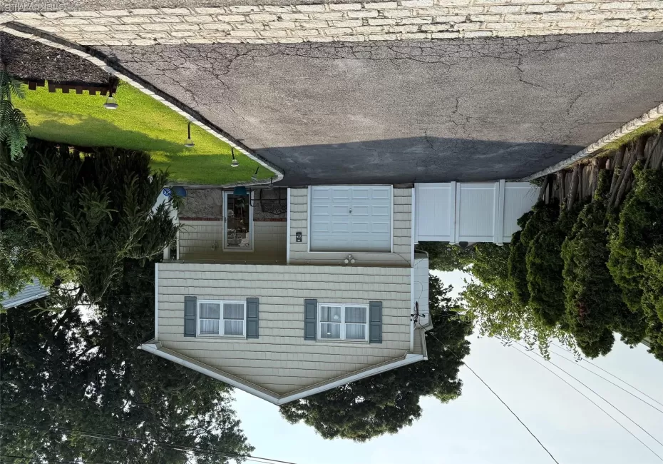 27A Gores Drive, Brookhaven, NY, 4 Bedrooms Bedrooms, 8 Rooms Rooms,2 BathroomsBathrooms,Residential,For Rent,Gores,0,1037723 27A Gores Drive, Brookhaven, NY, 4 Bedrooms Bedrooms, 8 Rooms Rooms,2 BathroomsBathrooms,Residential,For Rent,Gores,0,1037723