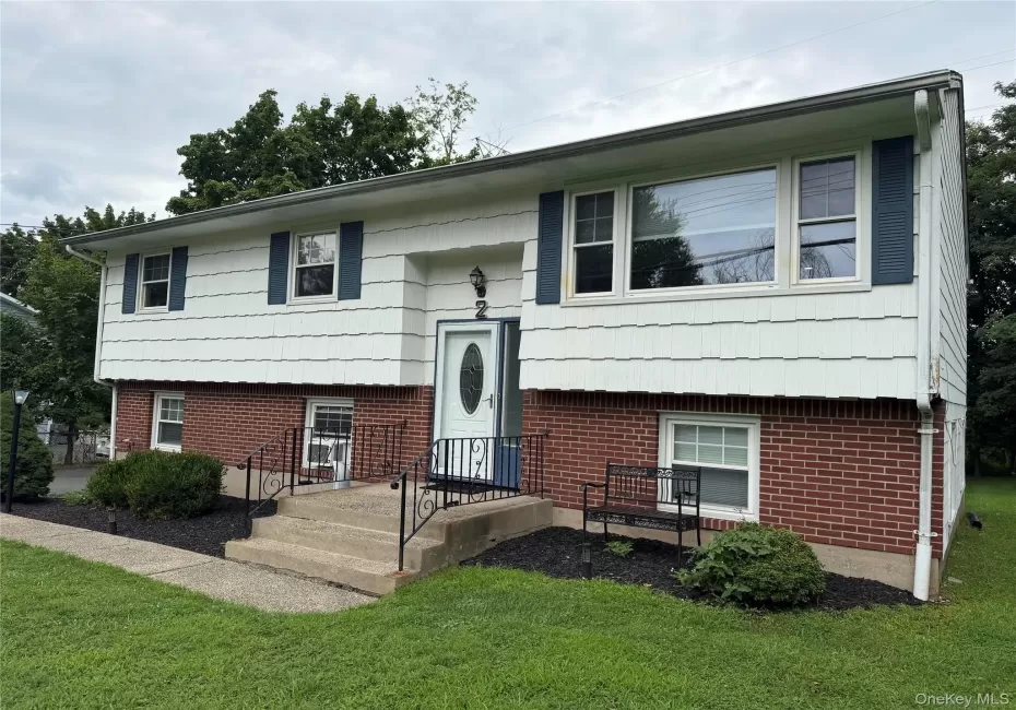 2 Cinder Road, Haverstraw, NY, 5 Bedrooms Bedrooms, 11 Rooms Rooms,2 BathroomsBathrooms,Residential,For Rent,Cinder,0,1038238 2 Cinder Road, Haverstraw, NY, 5 Bedrooms Bedrooms, 11 Rooms Rooms,2 BathroomsBathrooms,Residential,For Rent,Cinder,0,1038238