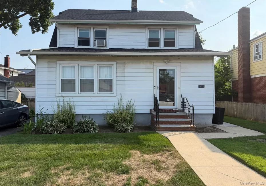 42 Lincoln Avenue, Hempstead, NY, 2 Bedrooms Bedrooms, 5 Rooms Rooms,1 BathroomBathrooms,Residential Lease,For Rent,Lincoln,0,1039182 42 Lincoln Avenue, Hempstead, NY, 2 Bedrooms Bedrooms, 5 Rooms Rooms,1 BathroomBathrooms,Residential Lease,For Rent,Lincoln,0,1039182
