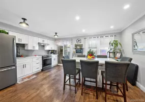 6991 Caldwell Avenue, New York, NY, 3 Bedrooms Bedrooms, 10 Rooms Rooms,2 BathroomsBathrooms,Residential,For Rent,Caldwell,0,1039184 6991 Caldwell Avenue, New York, NY, 3 Bedrooms Bedrooms, 10 Rooms Rooms,2 BathroomsBathrooms,Residential,For Rent,Caldwell,0,1039184