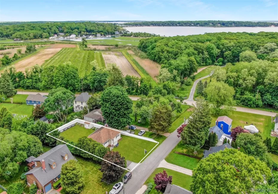 315 Wicks Road, Southold, NY, 3 Bedrooms Bedrooms, 6 Rooms Rooms,2 BathroomsBathrooms,Residential,For Rent,Wicks,0,1003057 315 Wicks Road, Southold, NY, 3 Bedrooms Bedrooms, 6 Rooms Rooms,2 BathroomsBathrooms,Residential,For Rent,Wicks,0,1003057