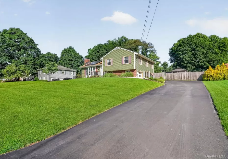 17 Jackson Drive, Poughkeepsie (town), NY, 3 Bedrooms Bedrooms, 7 Rooms Rooms,3 BathroomsBathrooms,Residential,For Rent,Jackson,0,1034503 17 Jackson Drive, Poughkeepsie (town), NY, 3 Bedrooms Bedrooms, 7 Rooms Rooms,3 BathroomsBathrooms,Residential,For Rent,Jackson,0,1034503