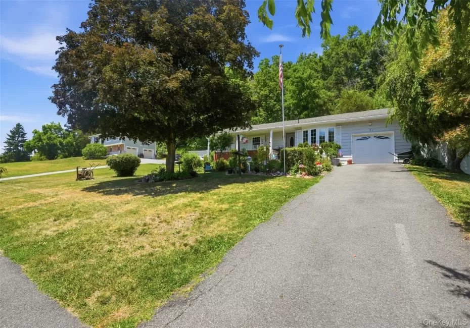31 Park Hill Drive, Wappinger, NY, 3 Bedrooms Bedrooms, 6 Rooms Rooms,2 BathroomsBathrooms,Residential,For Rent,Park Hill,0,1019999 31 Park Hill Drive, Wappinger, NY, 3 Bedrooms Bedrooms, 6 Rooms Rooms,2 BathroomsBathrooms,Residential,For Rent,Park Hill,0,1019999