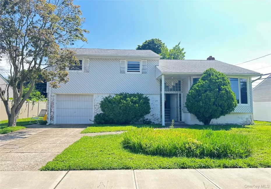 29 jean Place, Oyster Bay, NY, 3 Bedrooms Bedrooms, 9 Rooms Rooms,1 BathroomBathrooms,Residential,For Rent,jean,0,1039112 29 jean Place, Oyster Bay, NY, 3 Bedrooms Bedrooms, 9 Rooms Rooms,1 BathroomBathrooms,Residential,For Rent,jean,0,1039112