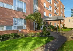205 Mineola Boulevard, North Hempstead, NY, 1 Bedroom Bedrooms, 3 Rooms Rooms,1 BathroomBathrooms,Residential Lease,For Rent,Mineola,0,1037043 205 Mineola Boulevard, North Hempstead, NY, 1 Bedroom Bedrooms, 3 Rooms Rooms,1 BathroomBathrooms,Residential Lease,For Rent,Mineola,0,1037043