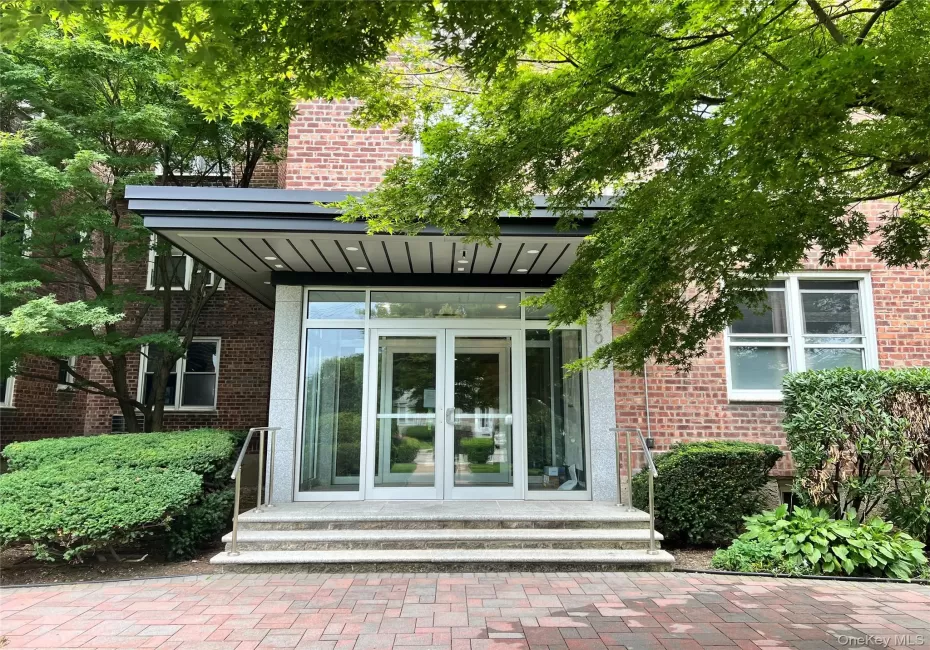 530 Dubois Avenue, Hempstead, NY, 2 Bedrooms Bedrooms, 5 Rooms Rooms,1 BathroomBathrooms,Residential,For Rent,Dubois,0,1039386 530 Dubois Avenue, Hempstead, NY, 2 Bedrooms Bedrooms, 5 Rooms Rooms,1 BathroomBathrooms,Residential,For Rent,Dubois,0,1039386