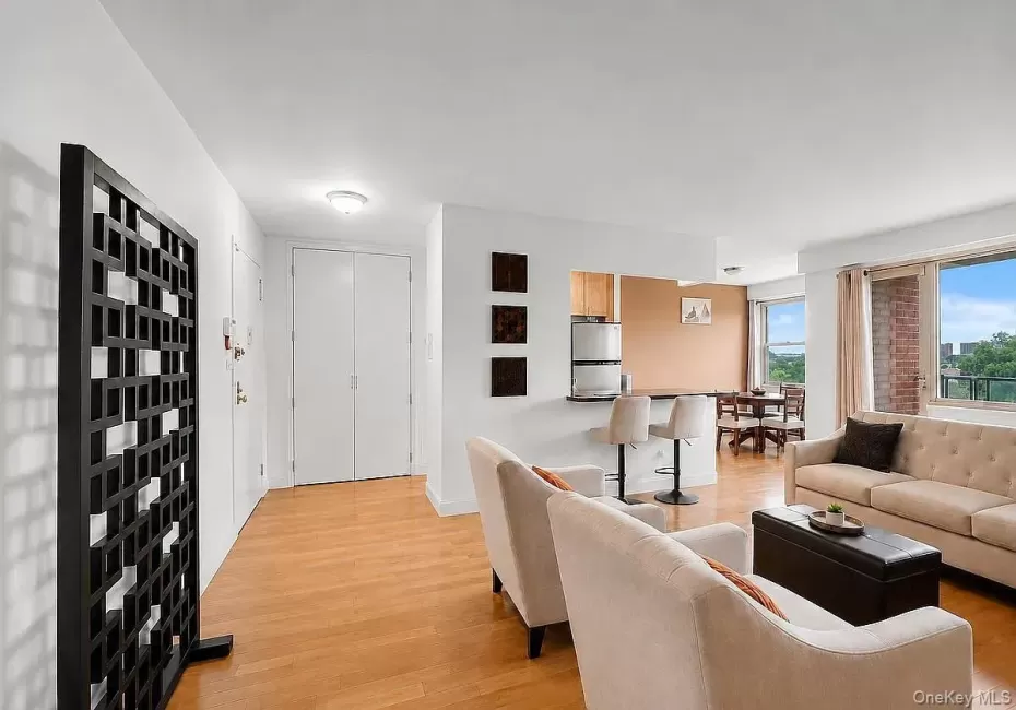400 Cozine Avenue, New York, NY, 2 Bedrooms Bedrooms, 4 Rooms Rooms,1 BathroomBathrooms,Residential,For Rent,Cozine,0,1039237 400 Cozine Avenue, New York, NY, 2 Bedrooms Bedrooms, 4 Rooms Rooms,1 BathroomBathrooms,Residential,For Rent,Cozine,0,1039237