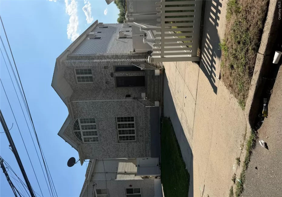 110-26 175th Street, New York, NY, 3 Bedrooms Bedrooms, 6 Rooms Rooms,2 BathroomsBathrooms,Residential Lease,For Rent,175th Street,0,1039887 110-26 175th Street, New York, NY, 3 Bedrooms Bedrooms, 6 Rooms Rooms,2 BathroomsBathrooms,Residential Lease,For Rent,175th Street,0,1039887