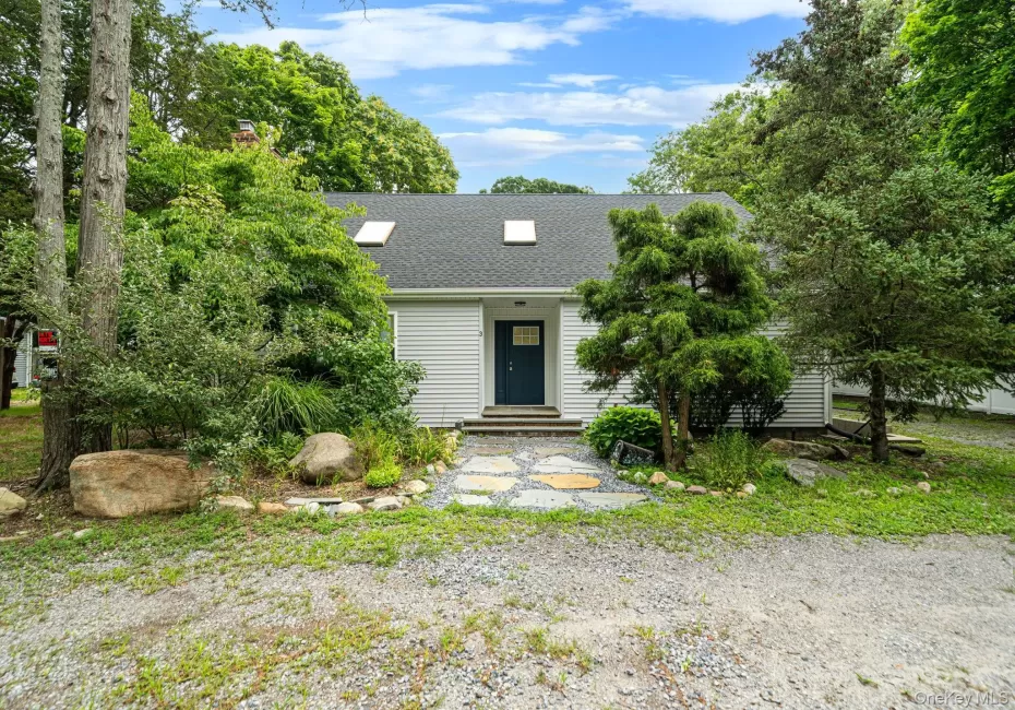 3 Cozine Road, Brookhaven, NY, 3 Bedrooms Bedrooms, 10 Rooms Rooms,2 BathroomsBathrooms,Residential,For Rent,Cozine,0,1027865 3 Cozine Road, Brookhaven, NY, 3 Bedrooms Bedrooms, 10 Rooms Rooms,2 BathroomsBathrooms,Residential,For Rent,Cozine,0,1027865