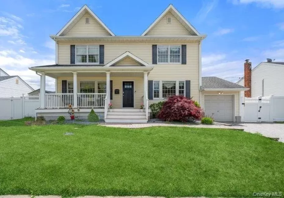 47 Syosset Circle, Oyster Bay, NY, 4 Bedrooms Bedrooms, 9 Rooms Rooms,2 BathroomsBathrooms,Residential,For Rent,Syosset,0,1039492 47 Syosset Circle, Oyster Bay, NY, 4 Bedrooms Bedrooms, 9 Rooms Rooms,2 BathroomsBathrooms,Residential,For Rent,Syosset,0,1039492
