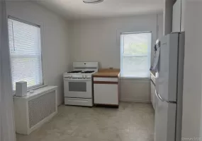 74 Lexington Avenue, Hempstead, NY, 1 Bedroom Bedrooms, 5 Rooms Rooms,1 BathroomBathrooms,Residential Lease,For Rent,Lexington,0,1039517 74 Lexington Avenue, Hempstead, NY, 1 Bedroom Bedrooms, 5 Rooms Rooms,1 BathroomBathrooms,Residential Lease,For Rent,Lexington,0,1039517