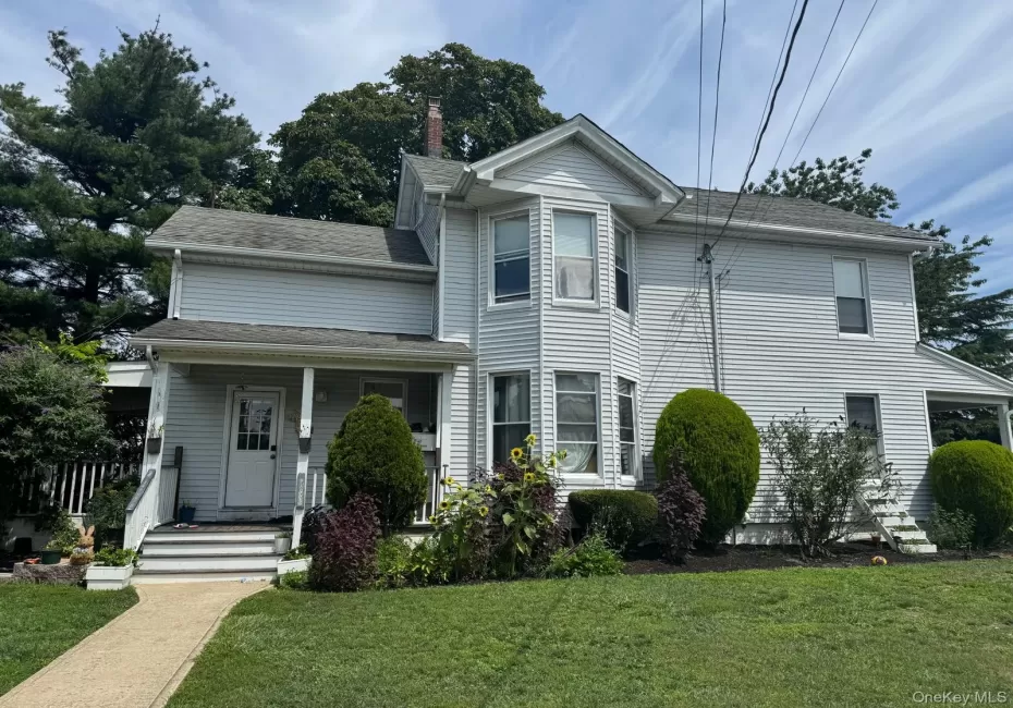 172 Ocean Avenue, Brookhaven, NY, 8 Bedrooms Bedrooms, 11 Rooms Rooms,3 BathroomsBathrooms,Residential,For Rent,Ocean,0,1039551 172 Ocean Avenue, Brookhaven, NY, 8 Bedrooms Bedrooms, 11 Rooms Rooms,3 BathroomsBathrooms,Residential,For Rent,Ocean,0,1039551