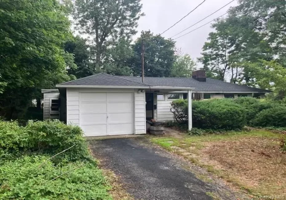 35 Washington Avenue, Oyster Bay, NY, 4 Bedrooms Bedrooms, 7 Rooms Rooms,2 BathroomsBathrooms,Residential,For Rent,Washington,0,1039687 35 Washington Avenue, Oyster Bay, NY, 4 Bedrooms Bedrooms, 7 Rooms Rooms,2 BathroomsBathrooms,Residential,For Rent,Washington,0,1039687