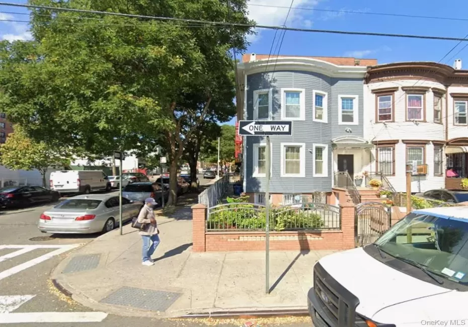 168-29 89th Avenue, New York, NY, 2 Bedrooms Bedrooms, 4 Rooms Rooms,1 BathroomBathrooms,Residential Lease,For Rent,89th,0,1039740 168-29 89th Avenue, New York, NY, 2 Bedrooms Bedrooms, 4 Rooms Rooms,1 BathroomBathrooms,Residential Lease,For Rent,89th,0,1039740