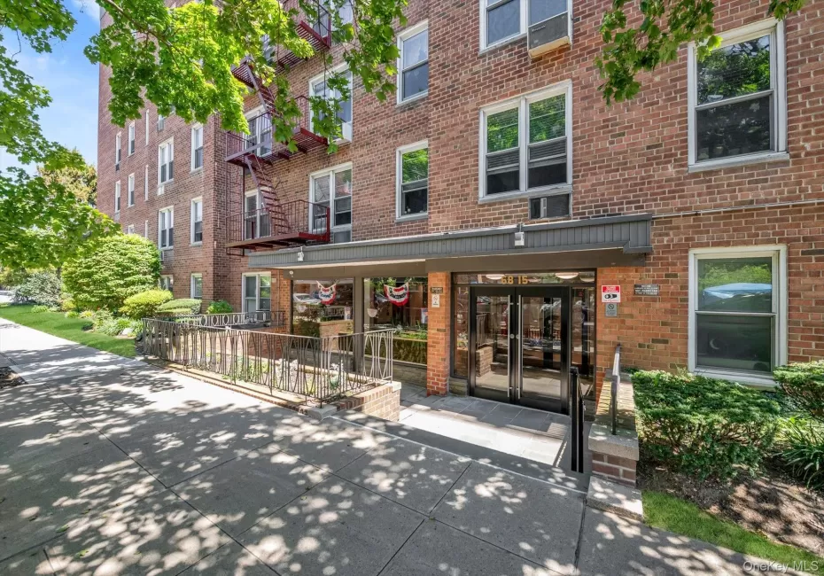68-15 Selfridge Street, New York, NY, 1 Bedroom Bedrooms, 2 Rooms Rooms,1 BathroomBathrooms,Residential,For Rent,Selfridge,0,1039227 68-15 Selfridge Street, New York, NY, 1 Bedroom Bedrooms, 2 Rooms Rooms,1 BathroomBathrooms,Residential,For Rent,Selfridge,0,1039227