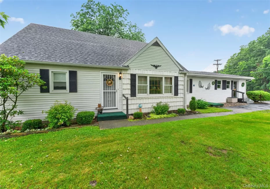 329 Route 27, Durham, NY, 3 Bedrooms Bedrooms, 7 Rooms Rooms,1 BathroomBathrooms,Residential,For Rent,Route 27,0,1039634 329 Route 27, Durham, NY, 3 Bedrooms Bedrooms, 7 Rooms Rooms,1 BathroomBathrooms,Residential,For Rent,Route 27,0,1039634