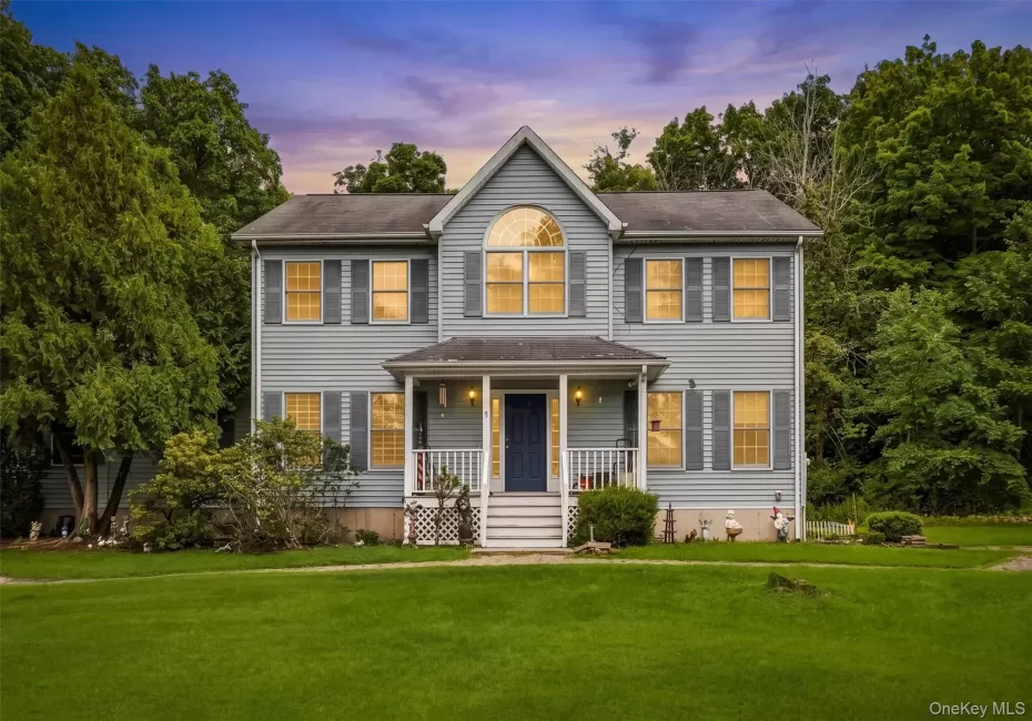 53 Florance Drive, Woodbury, NY, 5 Bedrooms Bedrooms, 10 Rooms Rooms,3 BathroomsBathrooms,Residential,For Rent,Florance,0,1032862 53 Florance Drive, Woodbury, NY, 5 Bedrooms Bedrooms, 10 Rooms Rooms,3 BathroomsBathrooms,Residential,For Rent,Florance,0,1032862