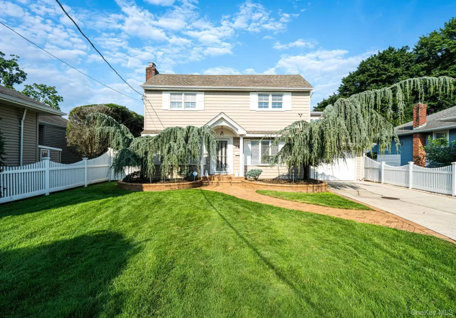 752 Oakfield Avenue, Hempstead, NY, 4 Bedrooms Bedrooms, 8 Rooms Rooms,2 BathroomsBathrooms,Residential,For Rent,Oakfield,0,1039710 752 Oakfield Avenue, Hempstead, NY, 4 Bedrooms Bedrooms, 8 Rooms Rooms,2 BathroomsBathrooms,Residential,For Rent,Oakfield,0,1039710