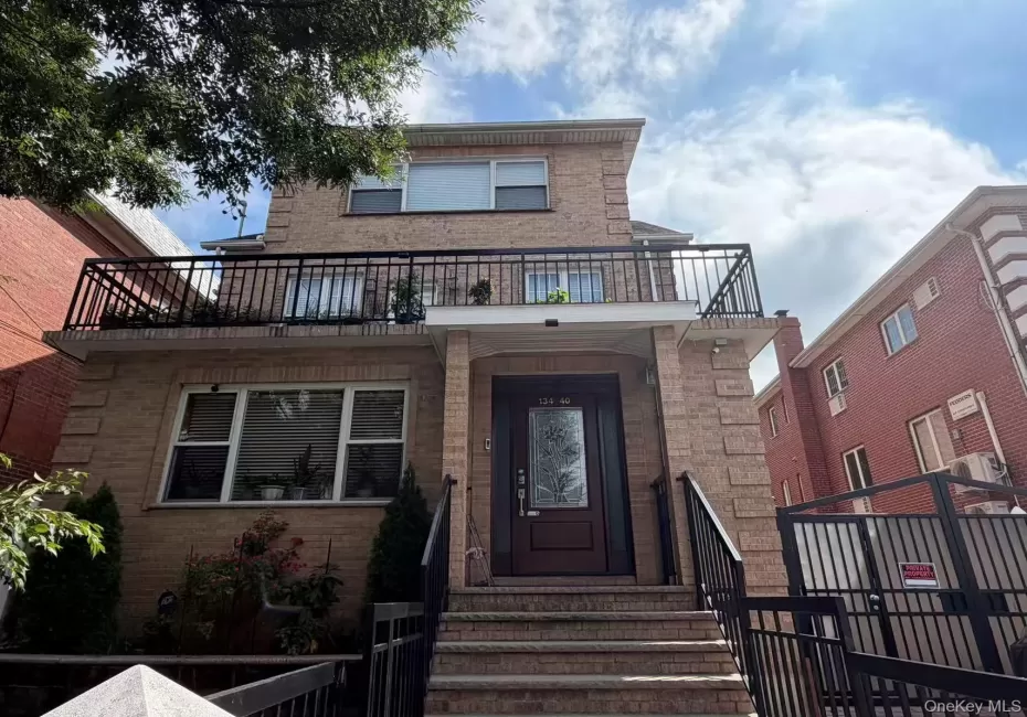 13440 58th Avenue, New York, NY, 3 Bedrooms Bedrooms, 7 Rooms Rooms,2 BathroomsBathrooms,Residential Lease,For Rent,58th,0,1039827 13440 58th Avenue, New York, NY, 3 Bedrooms Bedrooms, 7 Rooms Rooms,2 BathroomsBathrooms,Residential Lease,For Rent,58th,0,1039827