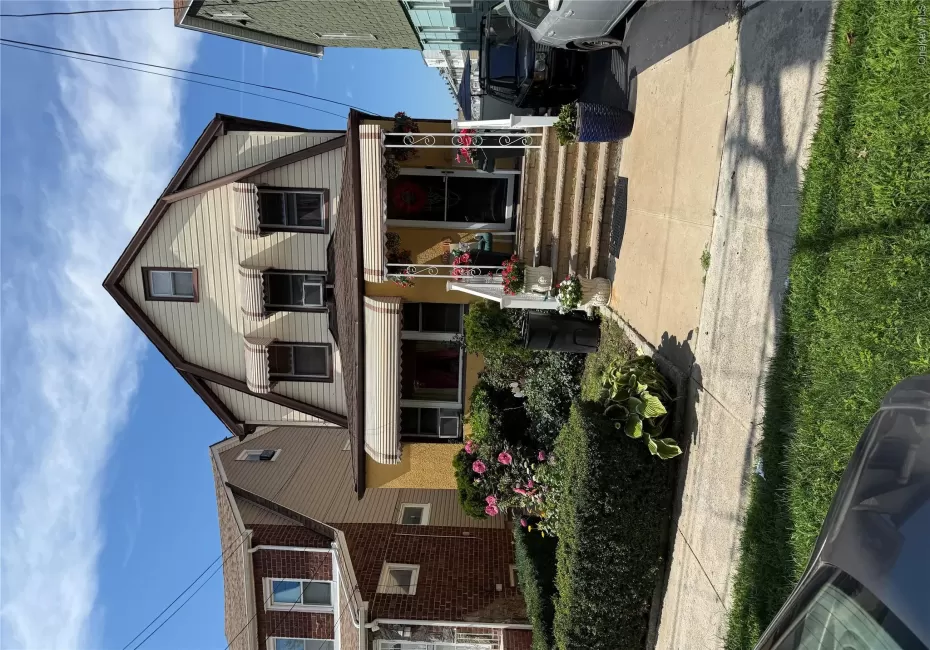 19811 116th Avenue, New York, NY, 4 Bedrooms Bedrooms, 9 Rooms Rooms,2 BathroomsBathrooms,Residential,For Rent,116th,0,1039930 19811 116th Avenue, New York, NY, 4 Bedrooms Bedrooms, 9 Rooms Rooms,2 BathroomsBathrooms,Residential,For Rent,116th,0,1039930
