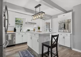 36 14th Street, Oyster Bay, NY, 2 Bedrooms Bedrooms, 4 Rooms Rooms,1 BathroomBathrooms,Residential Lease,For Rent,14th Street,0,1039336 36 14th Street, Oyster Bay, NY, 2 Bedrooms Bedrooms, 4 Rooms Rooms,1 BathroomBathrooms,Residential Lease,For Rent,14th Street,0,1039336
