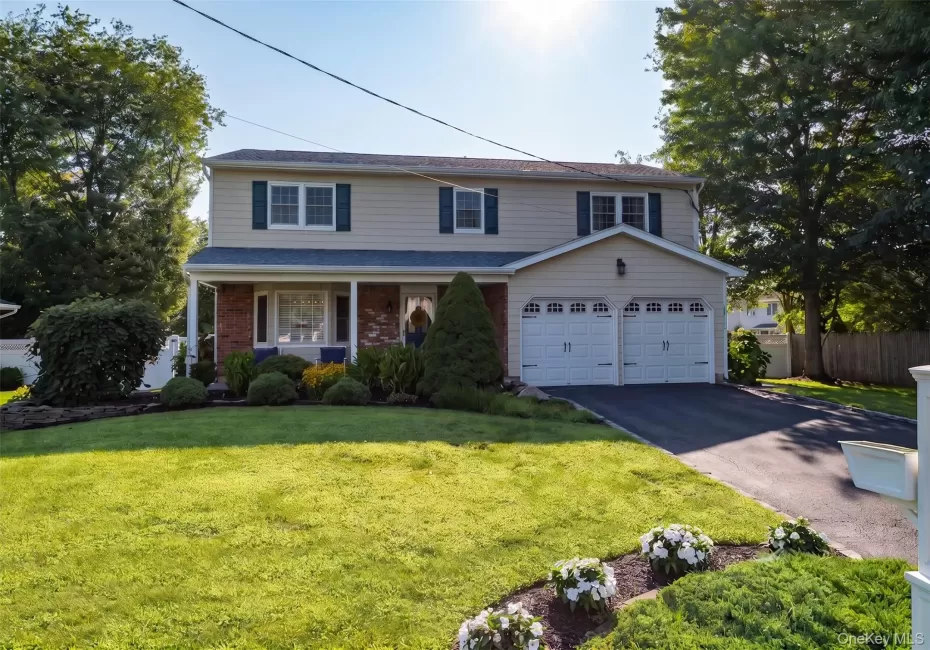 165 Pepperidge Road, Islip, NY, 5 Bedrooms Bedrooms, 9 Rooms Rooms,2 BathroomsBathrooms,Residential,For Rent,Pepperidge,0,1039743 165 Pepperidge Road, Islip, NY, 5 Bedrooms Bedrooms, 9 Rooms Rooms,2 BathroomsBathrooms,Residential,For Rent,Pepperidge,0,1039743