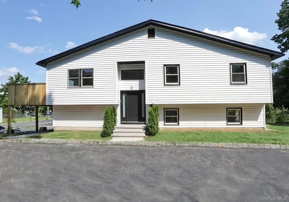38 Singer Avenue, Ramapo, NY, 7 Bedrooms Bedrooms, 10 Rooms Rooms,3 BathroomsBathrooms,Residential,For Rent,Singer,0,1037601 38 Singer Avenue, Ramapo, NY, 7 Bedrooms Bedrooms, 10 Rooms Rooms,3 BathroomsBathrooms,Residential,For Rent,Singer,0,1037601