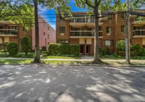 71-24 162nd Street, New York, NY, 3 Bedrooms Bedrooms, 7 Rooms Rooms,2 BathroomsBathrooms,Residential,For Rent,162nd,0,1039380 71-24 162nd Street, New York, NY, 3 Bedrooms Bedrooms, 7 Rooms Rooms,2 BathroomsBathrooms,Residential,For Rent,162nd,0,1039380