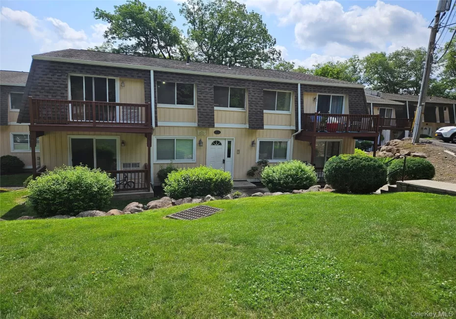 18 Pavilion Ridge Way, Ramapo, NY, 2 Bedrooms Bedrooms, 5 Rooms Rooms,1 BathroomBathrooms,Residential Lease,For Rent,Pavilion Ridge,0,1022880 18 Pavilion Ridge Way, Ramapo, NY, 2 Bedrooms Bedrooms, 5 Rooms Rooms,1 BathroomBathrooms,Residential Lease,For Rent,Pavilion Ridge,0,1022880