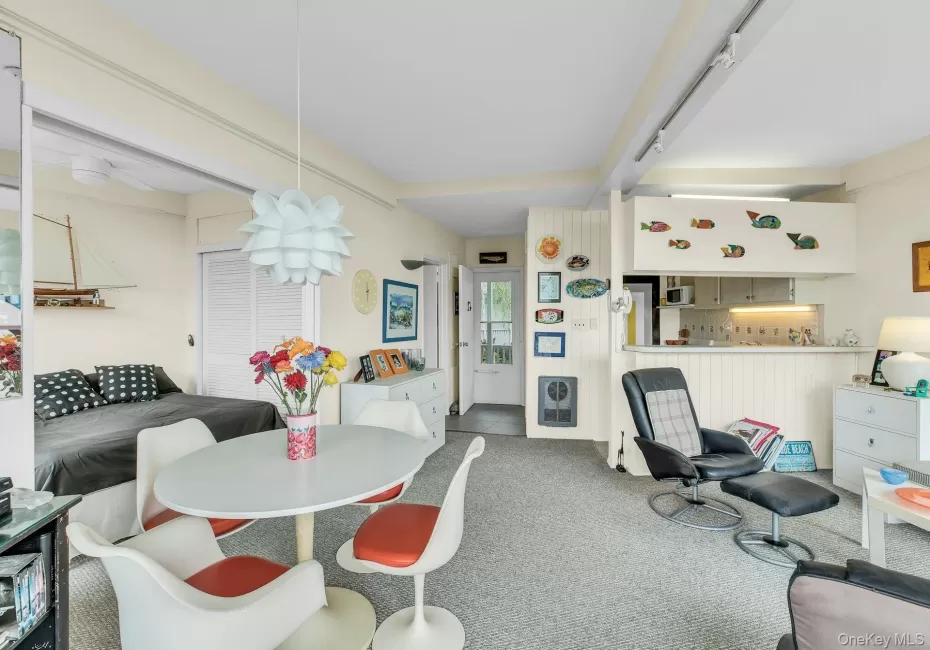 Open Plan oceanfront Studio Open Plan oceanfront Studio
