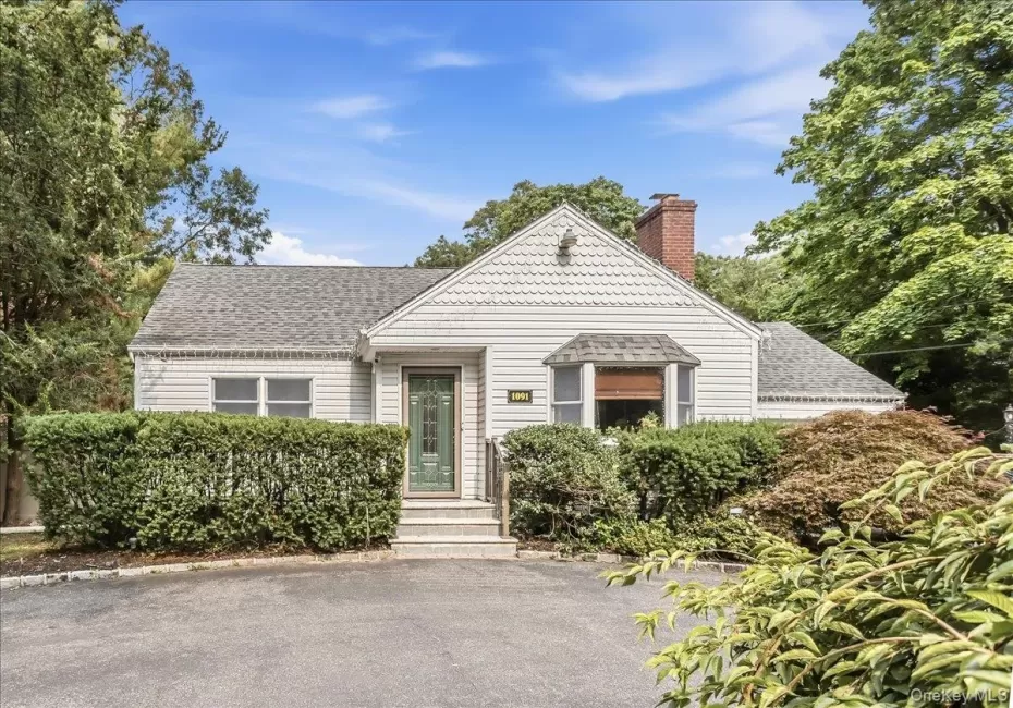 1091 Westminster Avenue, Huntington, NY, 5 Bedrooms Bedrooms, 9 Rooms Rooms,4 BathroomsBathrooms,Residential,For Rent,Westminster,0,1038771 1091 Westminster Avenue, Huntington, NY, 5 Bedrooms Bedrooms, 9 Rooms Rooms,4 BathroomsBathrooms,Residential,For Rent,Westminster,0,1038771