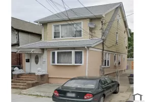91-15 82nd Street, New York, NY, 3 Bedrooms Bedrooms, 5 Rooms Rooms,1 BathroomBathrooms,Residential Lease,For Rent,82nd,0,1040250 91-15 82nd Street, New York, NY, 3 Bedrooms Bedrooms, 5 Rooms Rooms,1 BathroomBathrooms,Residential Lease,For Rent,82nd,0,1040250
