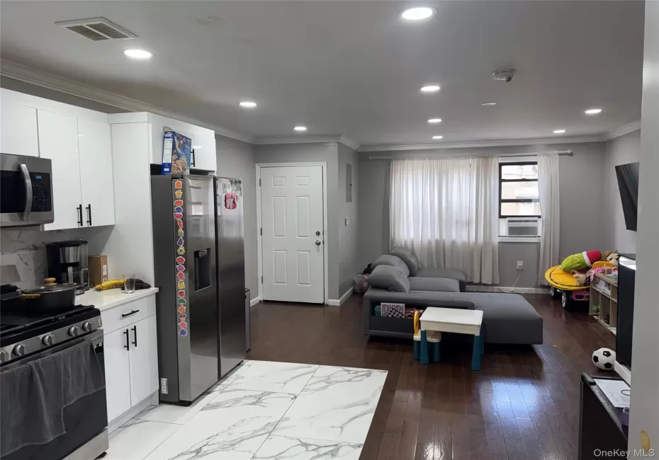1932 21st Drive, New York, NY, 2 Bedrooms Bedrooms, 4 Rooms Rooms,1 BathroomBathrooms,Residential Lease,For Rent,21st,0,1040277 1932 21st Drive, New York, NY, 2 Bedrooms Bedrooms, 4 Rooms Rooms,1 BathroomBathrooms,Residential Lease,For Rent,21st,0,1040277