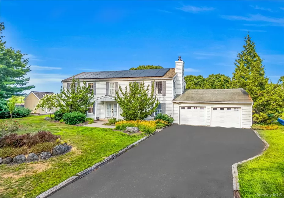 8 High Meadow Lane, Riverhead, NY, 4 Bedrooms Bedrooms, 8 Rooms Rooms,3 BathroomsBathrooms,Residential,For Rent,High Meadow,0,1038540 8 High Meadow Lane, Riverhead, NY, 4 Bedrooms Bedrooms, 8 Rooms Rooms,3 BathroomsBathrooms,Residential,For Rent,High Meadow,0,1038540