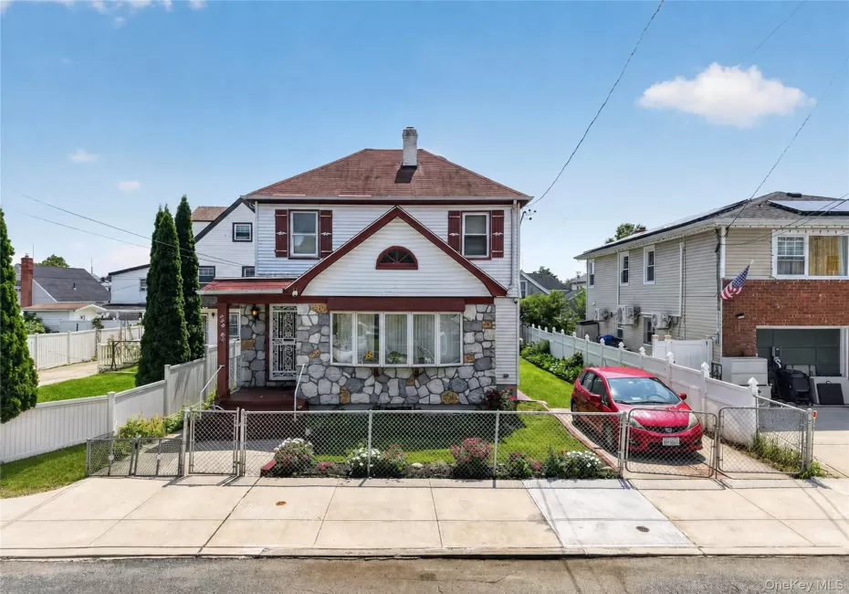 22118 110th Avenue, New York, NY, 4 Bedrooms Bedrooms, 11 Rooms Rooms,2 BathroomsBathrooms,Residential,For Rent,110th,0,1039579 22118 110th Avenue, New York, NY, 4 Bedrooms Bedrooms, 11 Rooms Rooms,2 BathroomsBathrooms,Residential,For Rent,110th,0,1039579