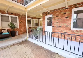 750 Broadway, Long Beach, NY, 2 Bedrooms Bedrooms, 4 Rooms Rooms,1 BathroomBathrooms,Residential Lease,For Rent,Broadway,0,1038802 750 Broadway, Long Beach, NY, 2 Bedrooms Bedrooms, 4 Rooms Rooms,1 BathroomBathrooms,Residential Lease,For Rent,Broadway,0,1038802