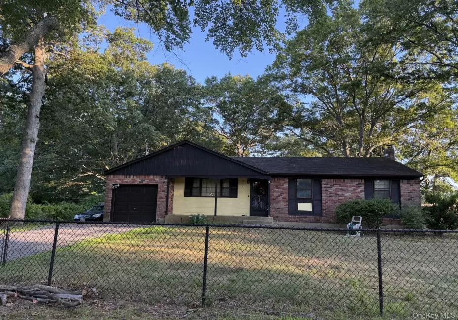 44 Plum Street, Islip, NY, 3 Bedrooms Bedrooms, 7 Rooms Rooms,2 BathroomsBathrooms,Residential,For Rent,Plum,0,1040162 44 Plum Street, Islip, NY, 3 Bedrooms Bedrooms, 7 Rooms Rooms,2 BathroomsBathrooms,Residential,For Rent,Plum,0,1040162