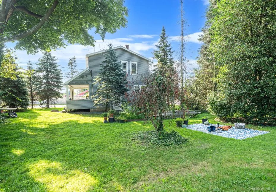 197 Mc Kay Road, Huntington, NY, 3 Bedrooms Bedrooms, 7 Rooms Rooms,2 BathroomsBathrooms,Residential,For Rent,Mc Kay,0,1040172 197 Mc Kay Road, Huntington, NY, 3 Bedrooms Bedrooms, 7 Rooms Rooms,2 BathroomsBathrooms,Residential,For Rent,Mc Kay,0,1040172