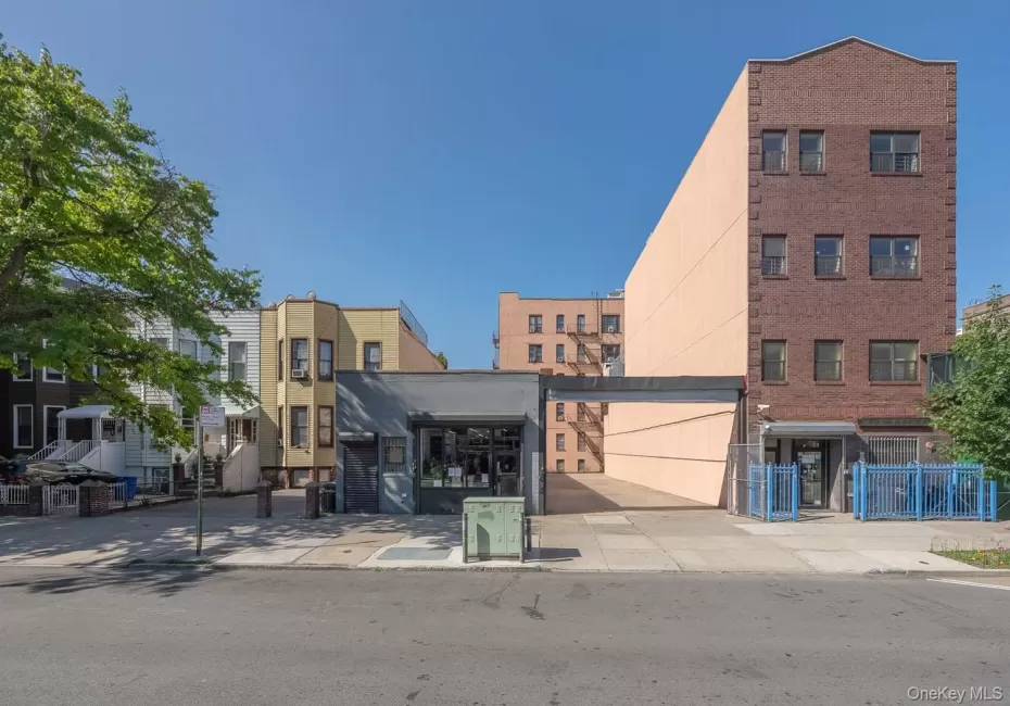 3210 31st Avenue, New York, NY, ,Land,For Rent,31st,0,1040206 3210 31st Avenue, New York, NY, ,Land,For Rent,31st,0,1040206