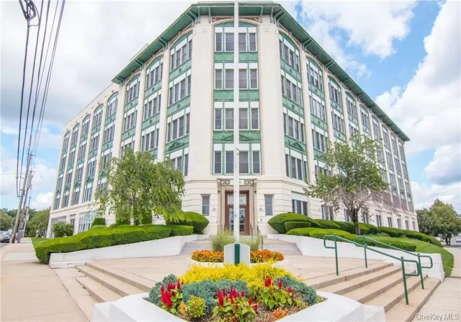 1 Landmark Square, Rye Town, NY, 1 Bedroom Bedrooms, 2 Rooms Rooms,1 BathroomBathrooms,Residential Lease,For Rent,Landmark,0,1040259 1 Landmark Square, Rye Town, NY, 1 Bedroom Bedrooms, 2 Rooms Rooms,1 BathroomBathrooms,Residential Lease,For Rent,Landmark,0,1040259