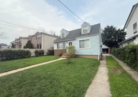13619 220th Place, New York, NY, 3 Bedrooms Bedrooms, 6 Rooms Rooms,1 BathroomBathrooms,Residential,For Rent,220th,0,1040272 13619 220th Place, New York, NY, 3 Bedrooms Bedrooms, 6 Rooms Rooms,1 BathroomBathrooms,Residential,For Rent,220th,0,1040272
