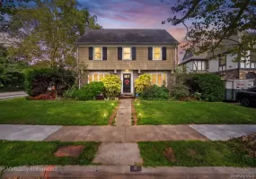 3 Demott Avenue, Hempstead, NY, 3 Bedrooms Bedrooms, 7 Rooms Rooms,3 BathroomsBathrooms,Residential,For Rent,Demott,0,1040367 3 Demott Avenue, Hempstead, NY, 3 Bedrooms Bedrooms, 7 Rooms Rooms,3 BathroomsBathrooms,Residential,For Rent,Demott,0,1040367