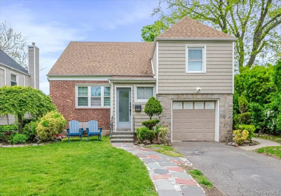448 Westminster Road, Hempstead, NY, 4 Bedrooms Bedrooms, 8 Rooms Rooms,2 BathroomsBathrooms,Residential,For Rent,Westminster,0,1039648 448 Westminster Road, Hempstead, NY, 4 Bedrooms Bedrooms, 8 Rooms Rooms,2 BathroomsBathrooms,Residential,For Rent,Westminster,0,1039648