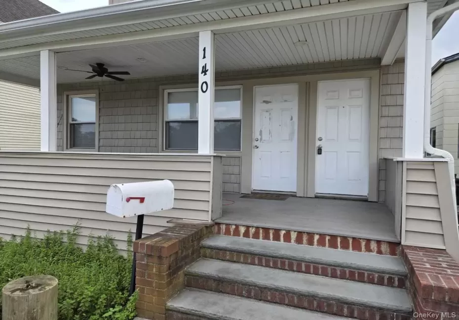 140 Forest Avenue, Hempstead, NY, 1 Bedroom Bedrooms, 3 Rooms Rooms,1 BathroomBathrooms,Residential Lease,For Rent,Forest,0,1020513 140 Forest Avenue, Hempstead, NY, 1 Bedroom Bedrooms, 3 Rooms Rooms,1 BathroomBathrooms,Residential Lease,For Rent,Forest,0,1020513