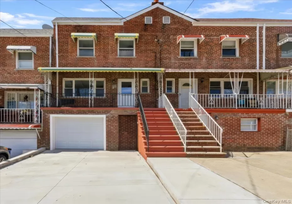 3337 Gunther Avenue, New York, NY, 3 Bedrooms Bedrooms, 7 Rooms Rooms,2 BathroomsBathrooms,Residential,For Rent,Gunther,0,1040393 3337 Gunther Avenue, New York, NY, 3 Bedrooms Bedrooms, 7 Rooms Rooms,2 BathroomsBathrooms,Residential,For Rent,Gunther,0,1040393