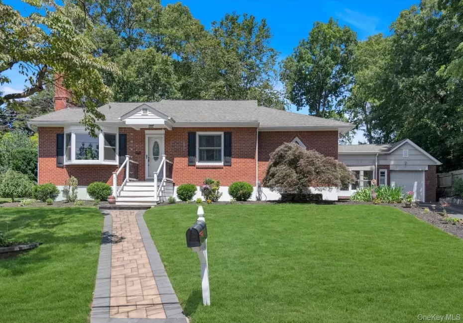 3 Carlson Court, Smithtown, NY, 3 Bedrooms Bedrooms, 6 Rooms Rooms,2 BathroomsBathrooms,Residential,For Rent,Carlson,0,1035436 3 Carlson Court, Smithtown, NY, 3 Bedrooms Bedrooms, 6 Rooms Rooms,2 BathroomsBathrooms,Residential,For Rent,Carlson,0,1035436