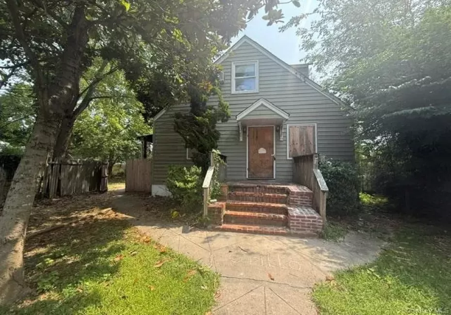57 clinton Avenue, Brookhaven, NY, 4 Bedrooms Bedrooms, 7 Rooms Rooms,2 BathroomsBathrooms,Residential,For Rent,clinton,0,1040235 57 clinton Avenue, Brookhaven, NY, 4 Bedrooms Bedrooms, 7 Rooms Rooms,2 BathroomsBathrooms,Residential,For Rent,clinton,0,1040235